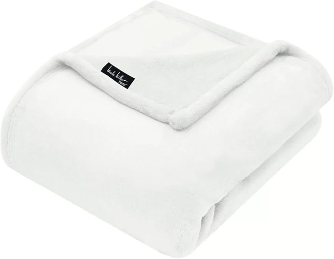 Nicole Miller Oversized Plush Fleece Throw Blanket – Ultra Soft, Lightweight & - Image 2