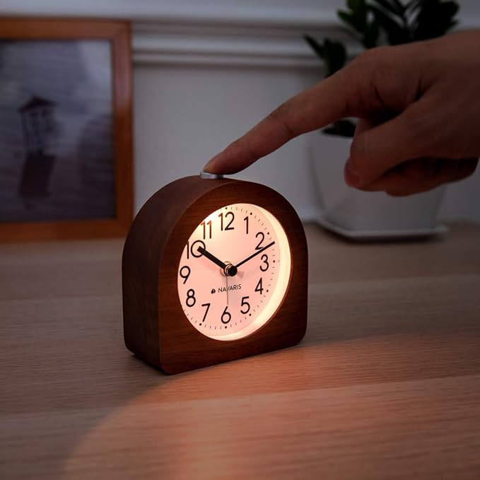 Navaris Wood Analog Alarm Clock - Image 2