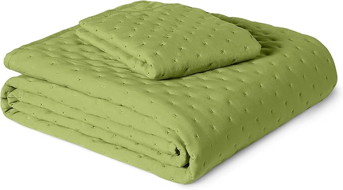 Amazon Basics Brushed Microfiber Quilt Set, Extra Soft by AmazonBasics