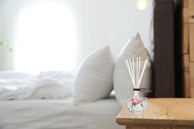 LOVSPA Reed Diffuser Set, Hawaiian Sandalwood Scented Oil Diffuser - Image 4