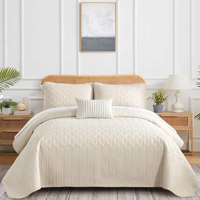 Yiran Beige Quilt Set Queen Size Lightweight Bedspread Ultrasonic Wave Pattern - Image 2