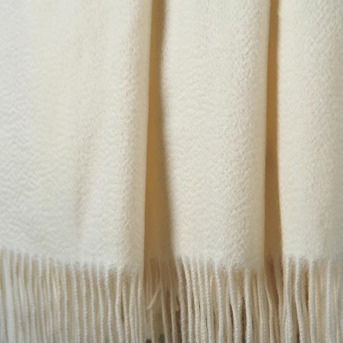 CUDDLE DREAMS Premium Cashmere Throw Blanket - Image 3