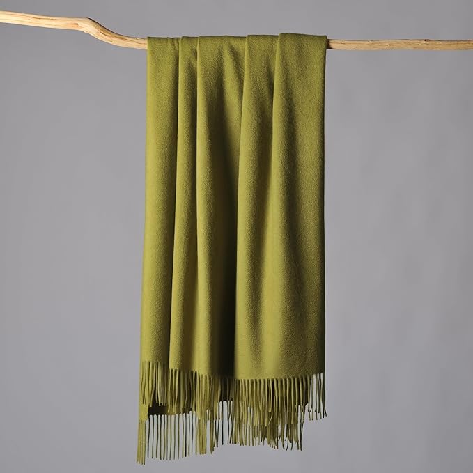 CUDDLE DREAMS Premium Cashmere Throw Blanket by CUDDLEDREAMS