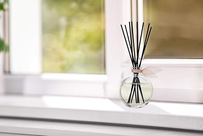 LOVSPA Reed Diffuser Set, Smoked Vanilla Scented Oil Diffuser - Image 4