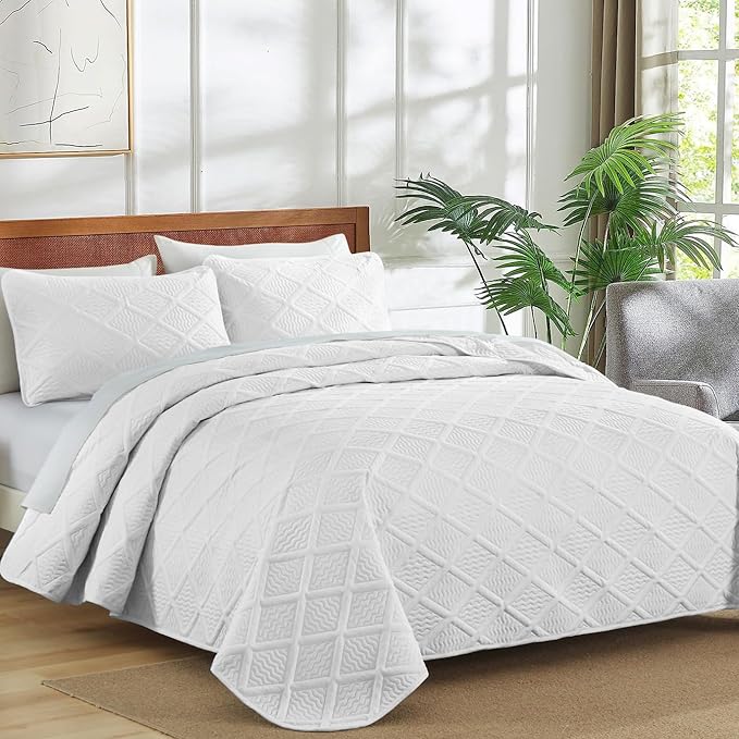 Yiran Quilt Queen Size Bedding Set White Bedspreads Embossed Diamond Pattern 3 - Image 3