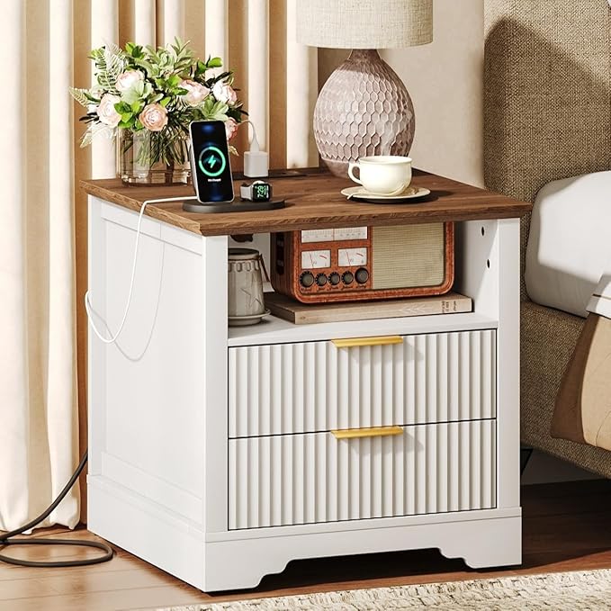 Farmhouse Fluted End Table - Image 3