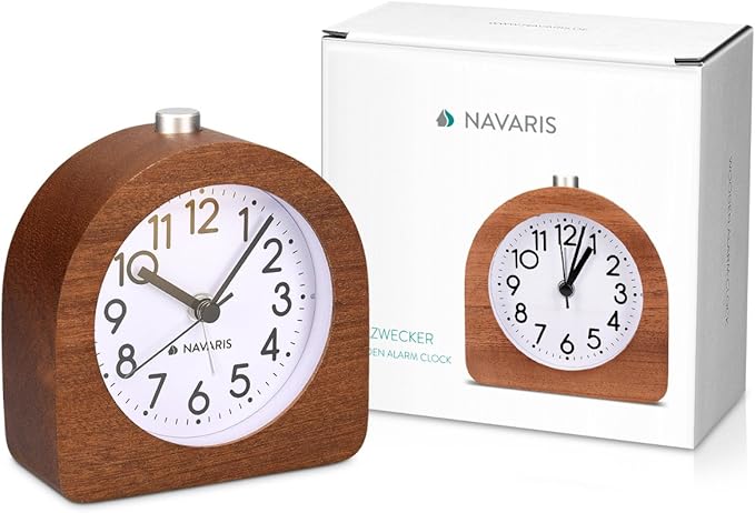 Navaris Wood Analog Alarm Clock - Image 7