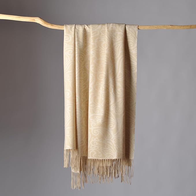 CUDDLE DREAMS Premium Cashmere Throw Blanket by CUDDLEDREAMS