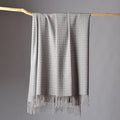 CUDDLE DREAMS Premium Cashmere Throw Blanket by CUDDLEDREAMS
