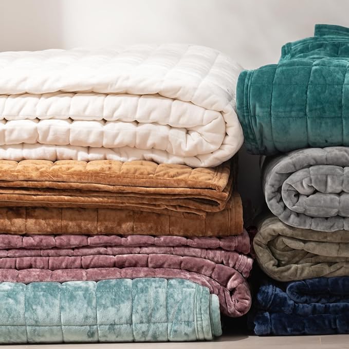 RECYCO Luxury Velvet Quilt Set Full Queen Size, Lightweight Velvet Comforter Set - Image 6