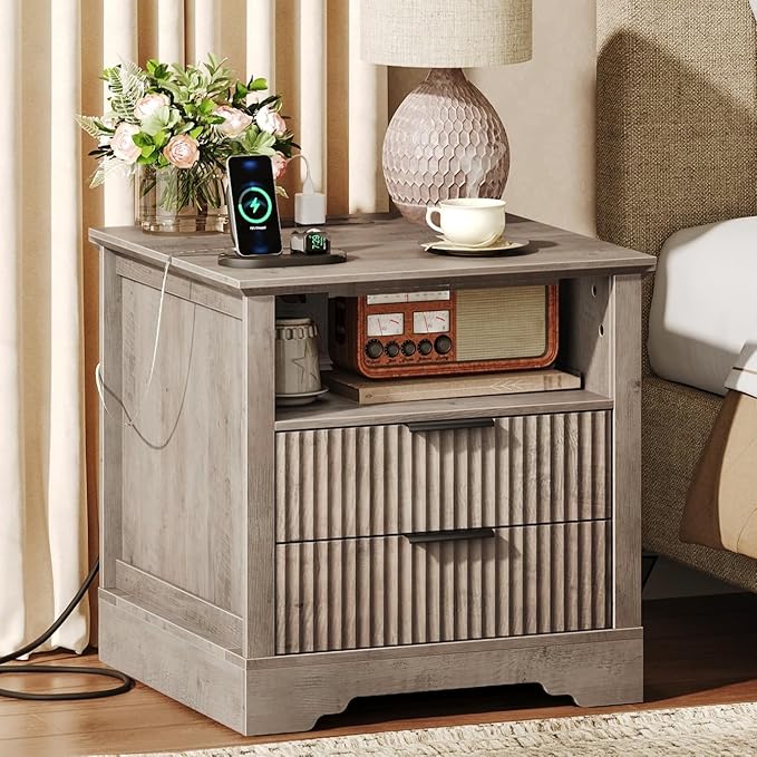 Farmhouse Fluted End Table - Image 3