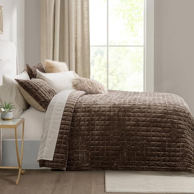 RECYCO Luxury Velvet Quilt Set King Size Bedding Sets, Ultra Soft Velvet - Image 3