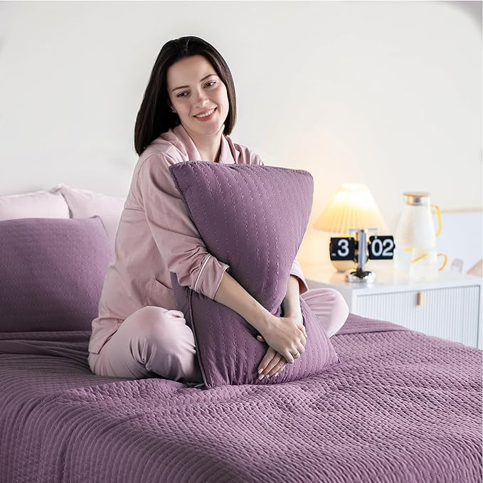 KASENTEX Oversized Queen Quilt Set 102"x106" – Soft Washed 3-Layer Lightweight - Image 6