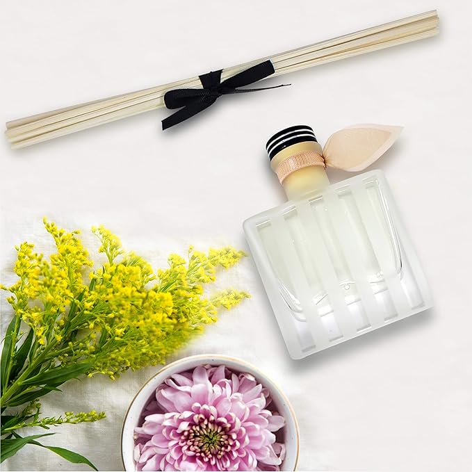 LOVSPA Reed Diffuser Set, Vanilla & Patchouli Scented Oil Diffuser - Image 4