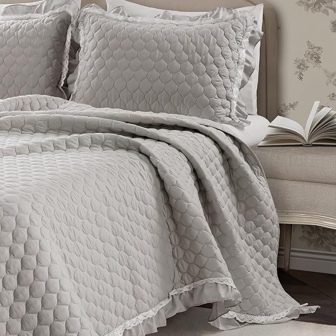 Lush Decor Ella Ruffle Lace Quilt, 3 Piece Set, Light Gray - Image 3