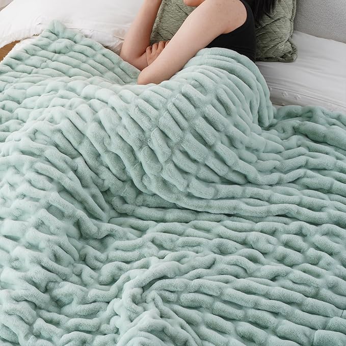 BATTILO HOME Luxury Faux Fur Throw Blanket - Image 7