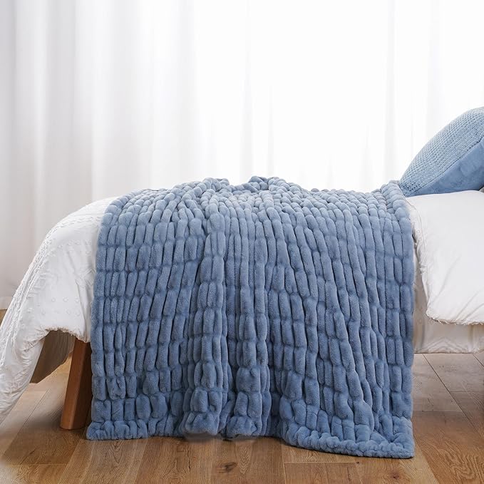 BATTILO Soft Faux Fur Blanket, Large Double Sided Super Soft Fur Blankets and - Image 3