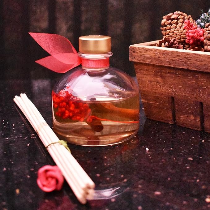 LOVSPA Reed Diffuser Set, Holiday Red Currant & Woods Scented Oil Diffuser - Image 3
