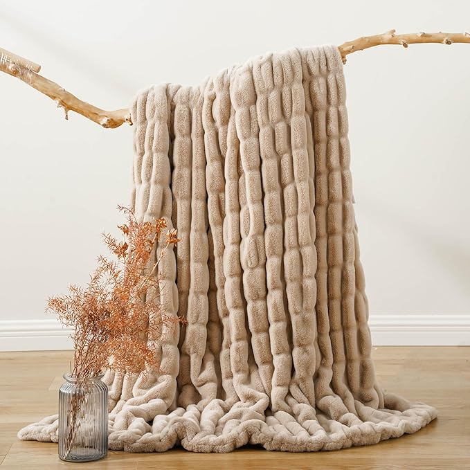 BATTILO HOME Luxury Faux Fur Throw Blanket - Image 2