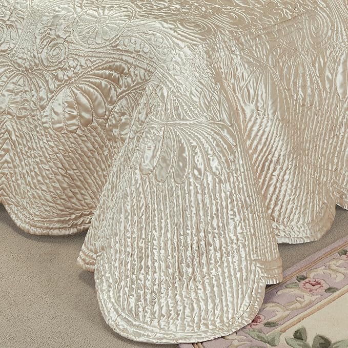 Touch of Class Portia Luxury Bedding | Neutral Pearl | Premier Quilted - Image 4