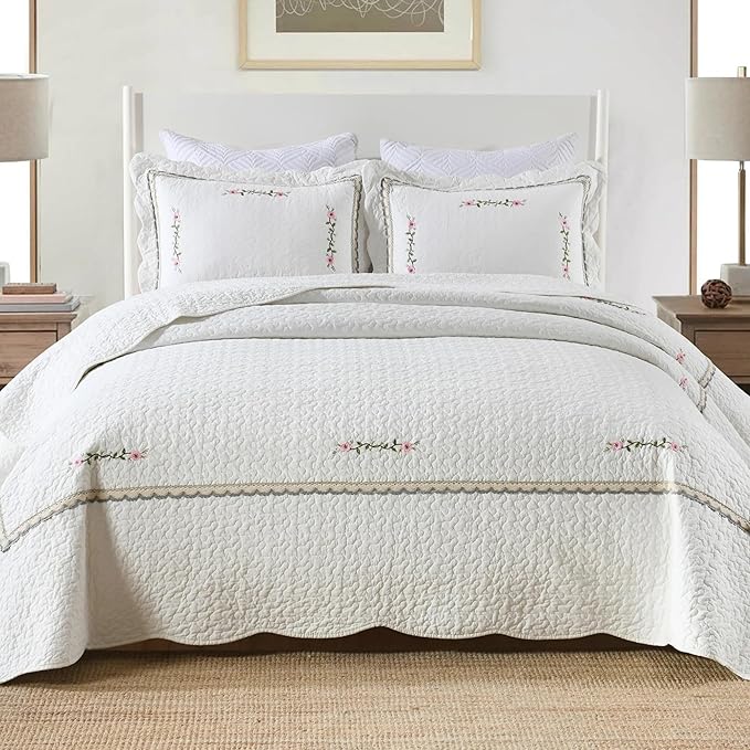 MarCielo 3-Piece 100% Cotton Oversized Bedspread Lightweight Quilt Coverlet by MarCielo