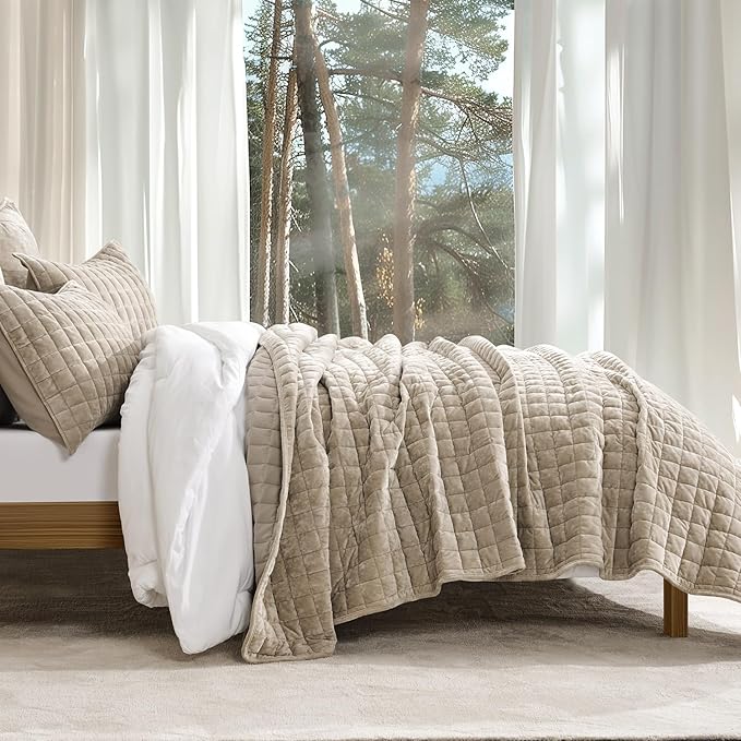 RECYCO Luxury Velvet Quilt Set Full Queen Size Bedding Sets, Ultra Soft Velvet - Image 2