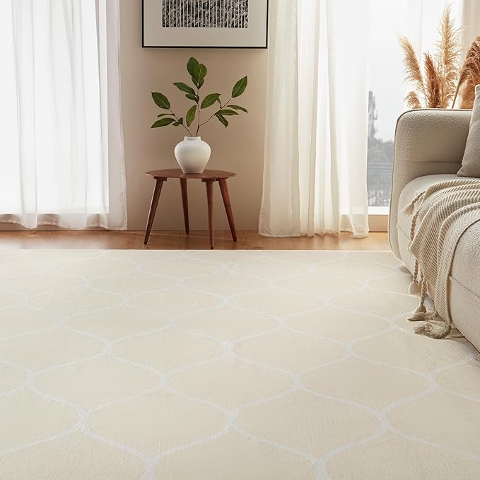Amazon Basics Thin Indoor Area Rug, Geometric Printed Washable Home Decor Carpet - Image 2