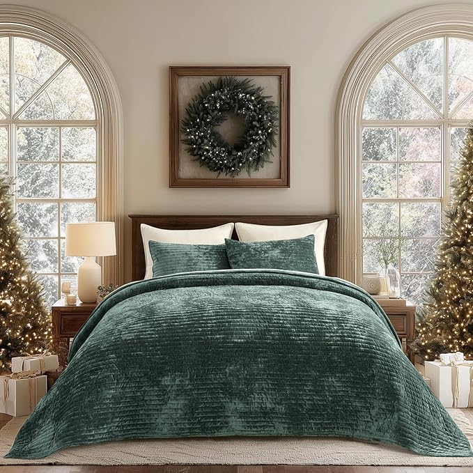 EVERGRACE Velvet Quilt Set Queen Size, Luxurious Soft Striped Channel Bedding by EverGrace