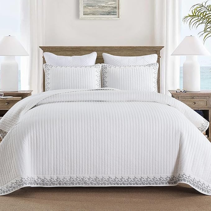 MarCielo 3-Piece 100% Cotton White Striped Quilt Set by MarCielo