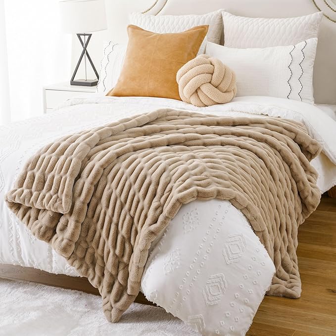 BATTILO HOME Luxury Faux Fur Throw Blanket - Image 7