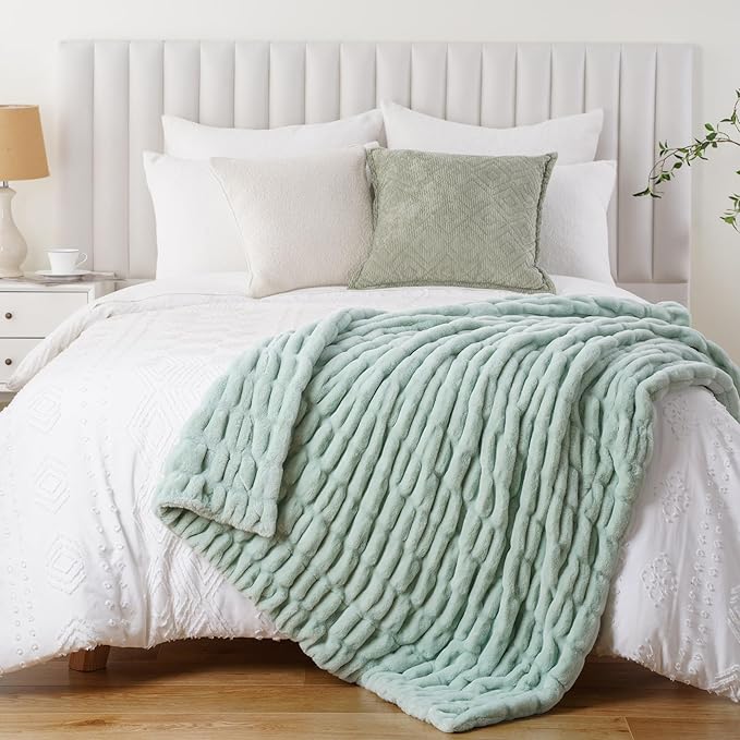 BATTILO HOME Faux Fur Throw Blanket - Image 5