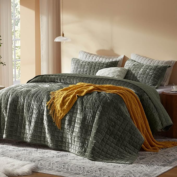 LEAONME Velvet Quilt Oversized California King-120''x120'', Lightweight Olive - Image 2
