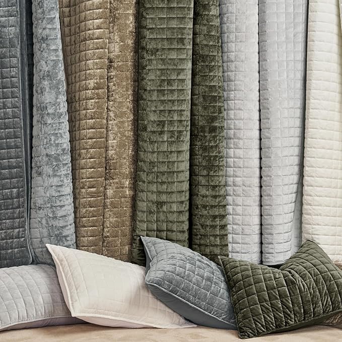 RECYCO Luxury Velvet Quilt Set King Size, Lightweight Velvet Comforter Set - Image 6