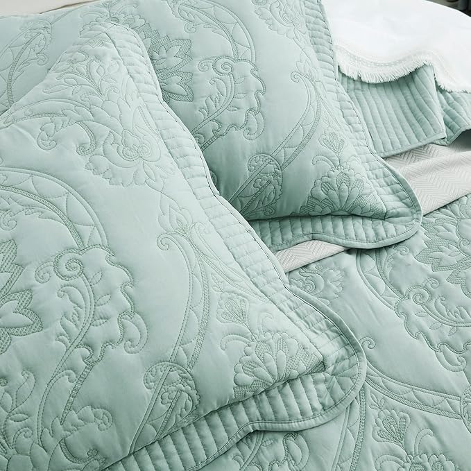 CHIXIN Oversized King Bedspread 128x120 Extra Wide - Image 9