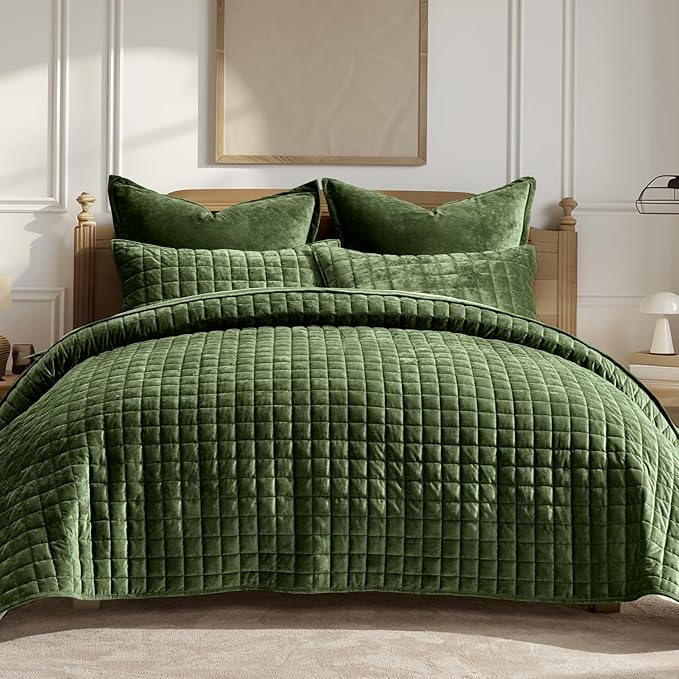 RECYCO Luxury Velvet Quilt Set Full Queen Size Bedding Sets, Ultra Soft Velvet by RECYCOHOMECOLLECTION