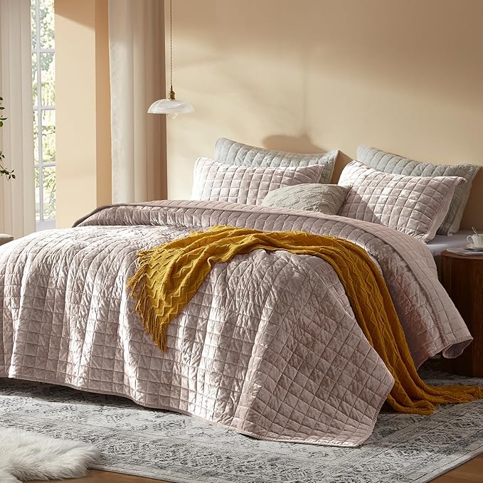 LEAONME Velvet Quilt Full/Queen Size-90''x98'', Lightweight Dusty Pink - Image 2