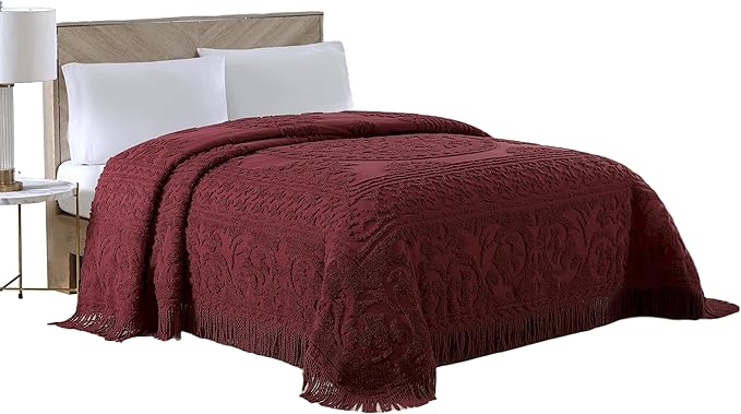 Beatrice Home Fashions Medallion Chenille Bedspread by BeatriceHomeFashions