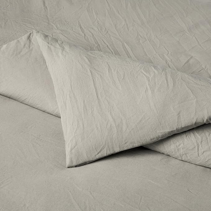 Amazon Basics Brushed Microfiber Comforter Set, Extra Soft - Image 3