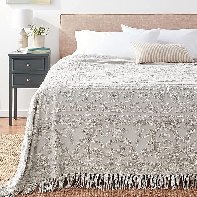 Beatrice Home Fashions Medallion Chenille Bedspread - Image 5