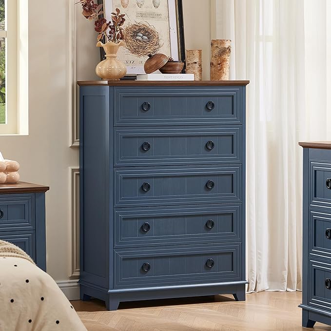 Farmhouse Chest of Drawers by Joaxswe