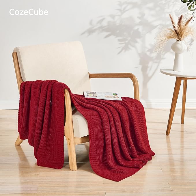 CozeCube Christmas Red Throw Blanket - Image 3