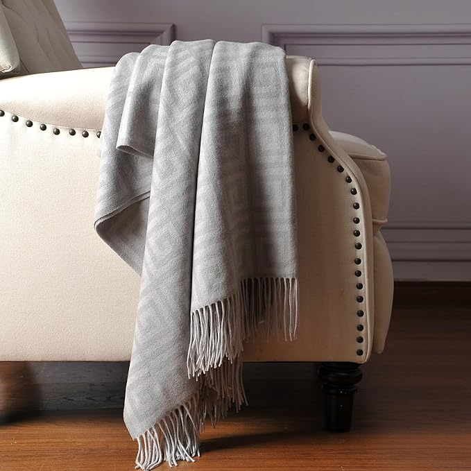 CUDDLE DREAMS Premium Cashmere Throw Blanket - Image 3