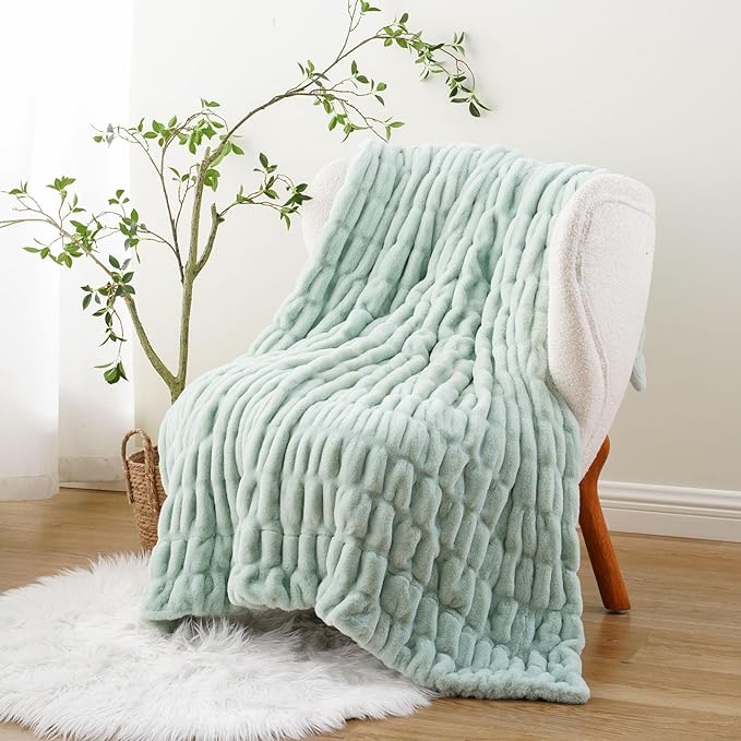 BATTILO HOME Luxury Faux Fur Throw Blanket - Image 2