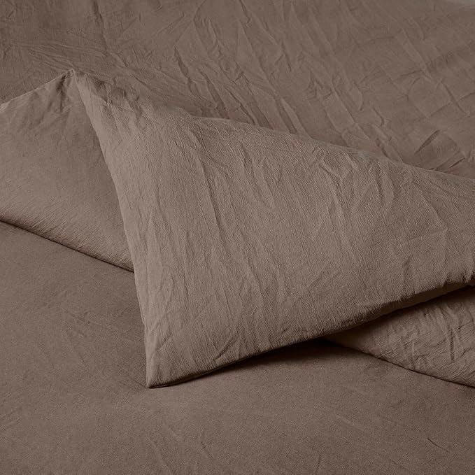 Amazon Basics Brushed Microfiber Comforter Set, Extra Soft - Image 3