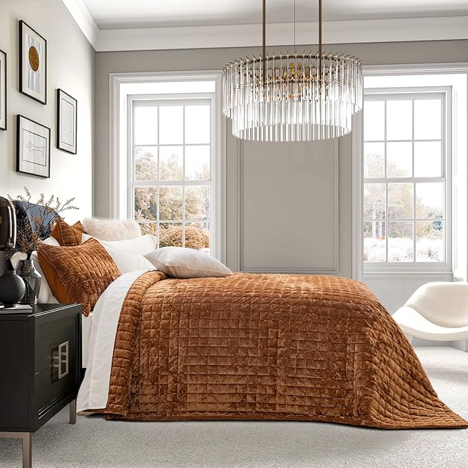 RECYCO Luxury Velvet Quilt Set Full Queen Size Bedding Sets, Ultra Soft Velvet - Image 2