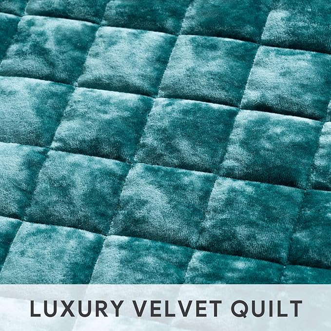 RECYCO Luxury Velvet Quilt Set King Size, Lightweight Velvet Comforter Set - Image 4