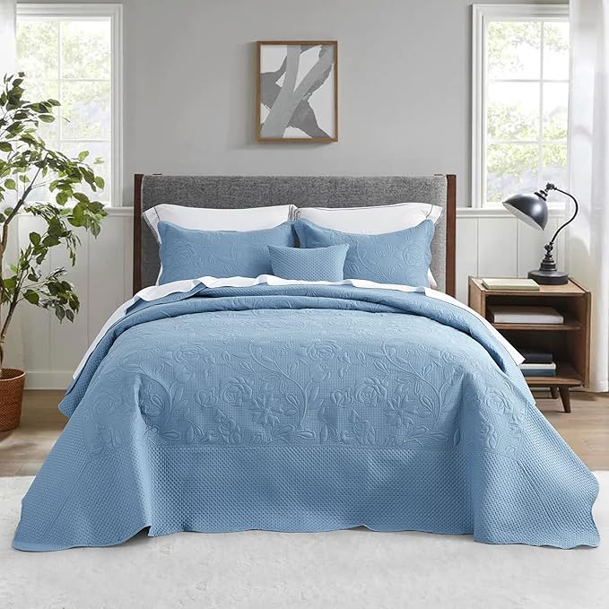 CHIXIN Oversized Bedspread Coverlet Set King Size by CHIXIN