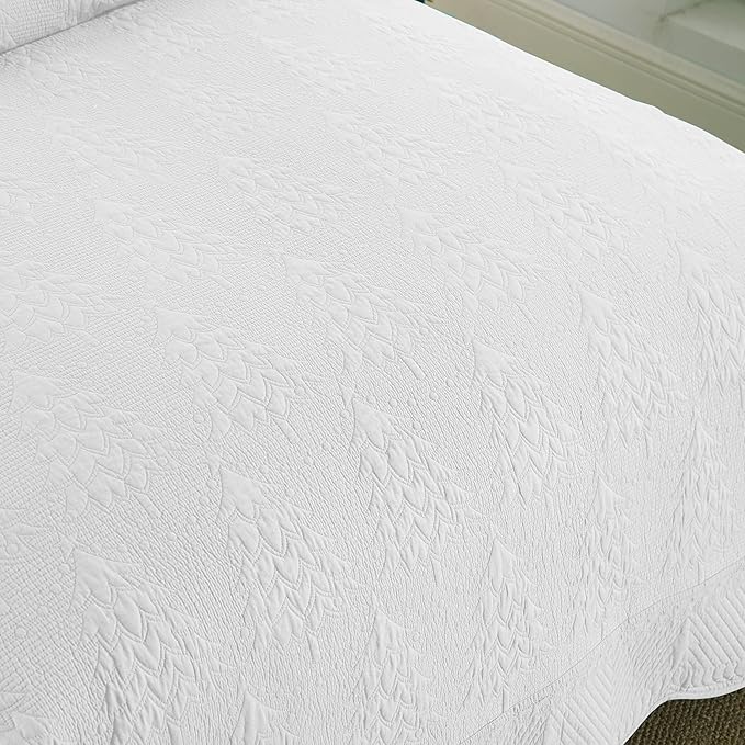 MarCielo 3-Piece Christmas Quilt 100% Cotton Oversized Bedspread Lightweight - Image 3