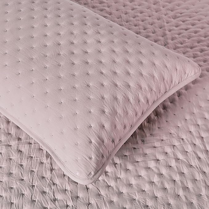Amazon Basics Brushed Microfiber Quilt Set, Extra Soft - Image 3