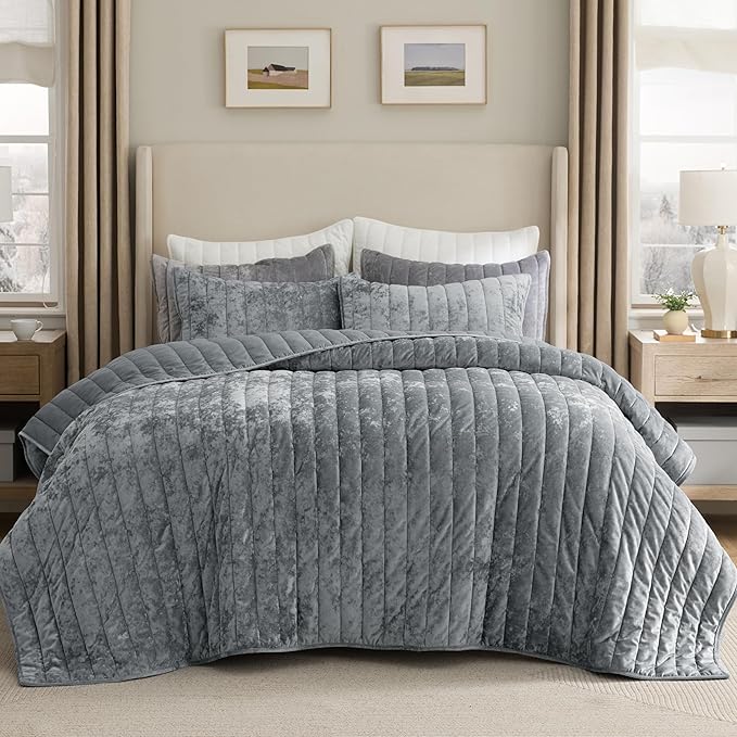 Bedsure Velvet Quilt King Size Set by BEDSURE